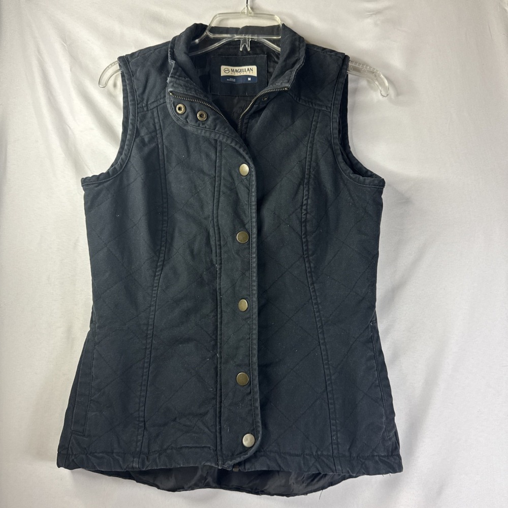 Magellan Outdoors Women's Medium Black‎ Campfire Classic Fit Vest Jacket Outdoor